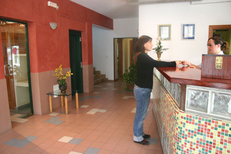 Hostal Rosales Es Pujols Exterior photo
